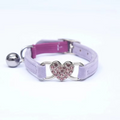 Collier pour chat en velours avec clochette et sécurité ajustable